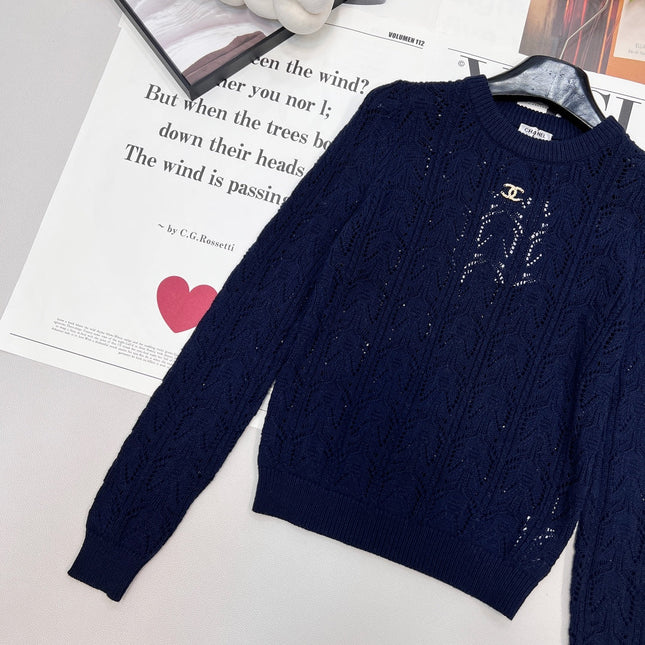 CHANEL 25S LONG-SLEEVE SWEATER 443