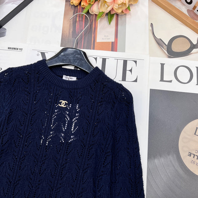 CHANEL 25S LONG-SLEEVE SWEATER 443