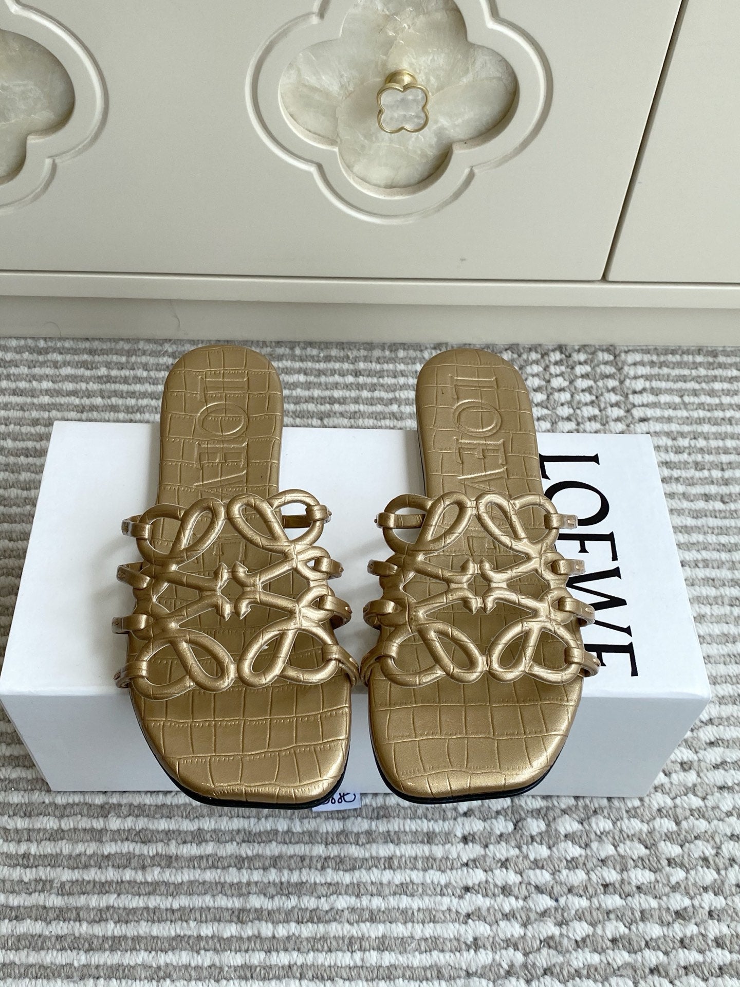LOEWE 26S SLIDE SANDALS IN GOLD CROC-EMBOSSED CALFSKIN