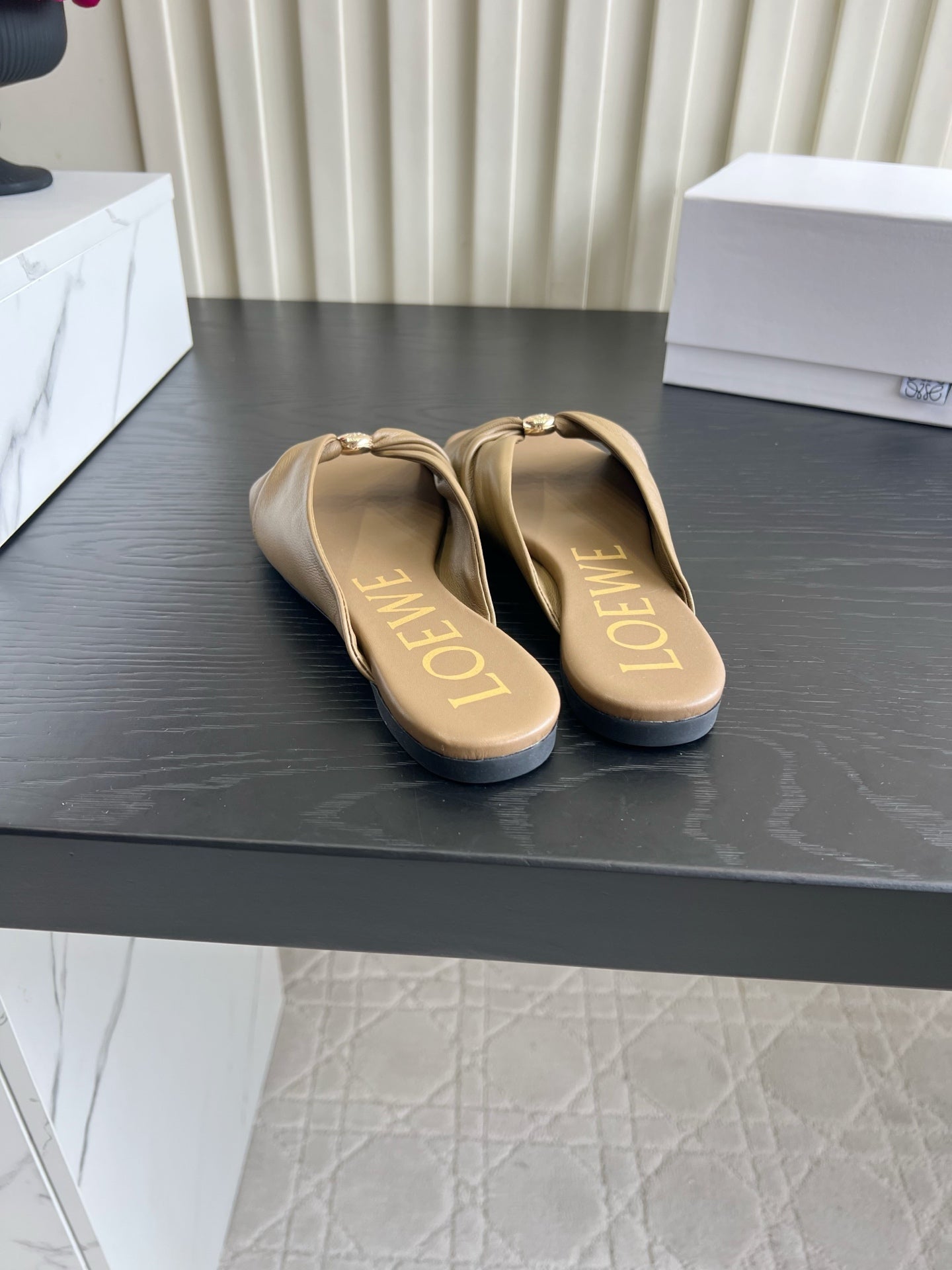 LOEWE 26S SANDALS IN MOCHA BROWN LAMBSKIN