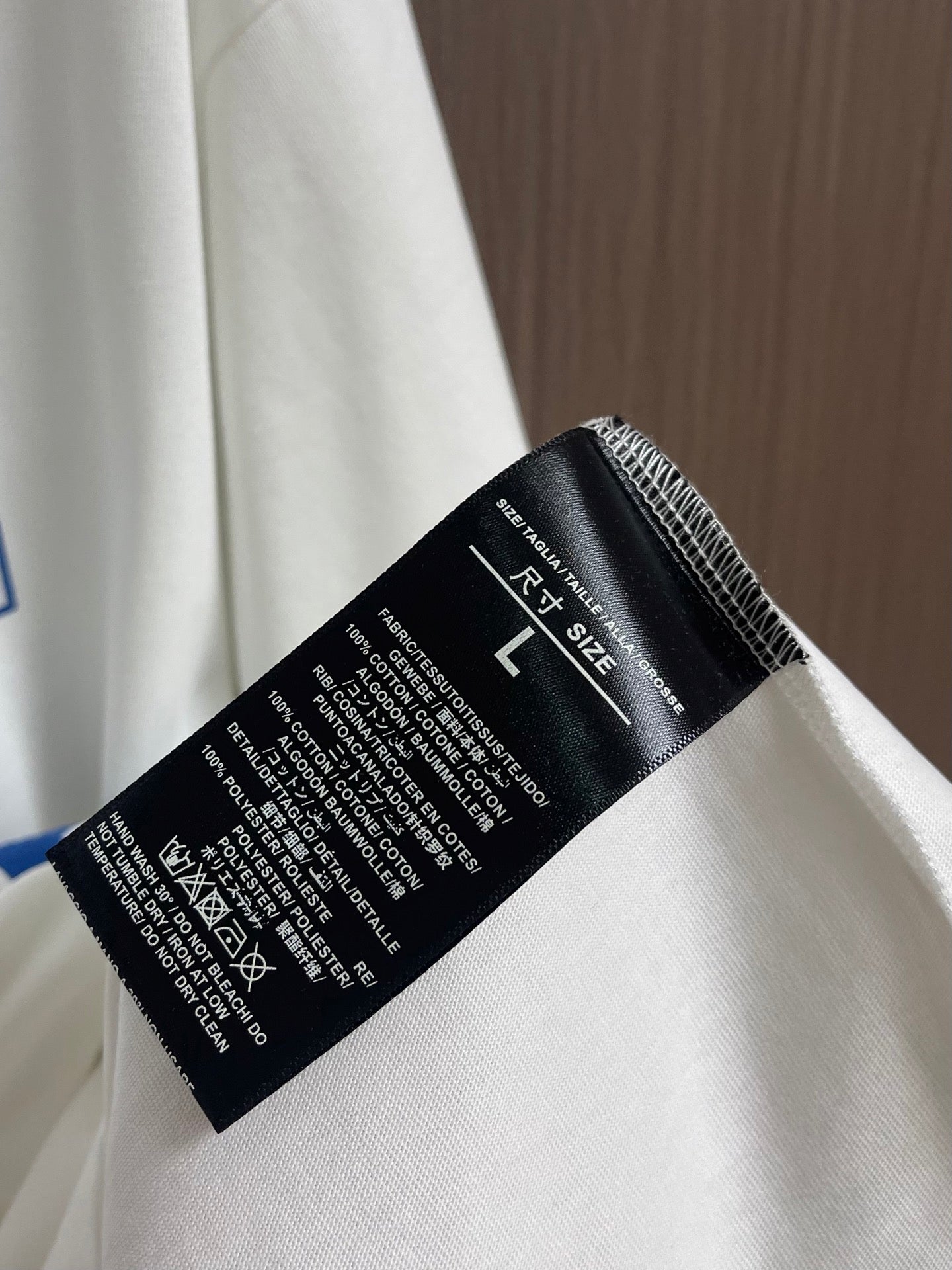 MONCLER 26S SHORT-SLEEVE T-SHIRT 687