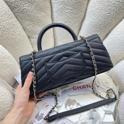 CHANEL 26S COCO HANDLE BAG 32 IN BLACK GRAINED CALFSKIN GOLD HARDWARE