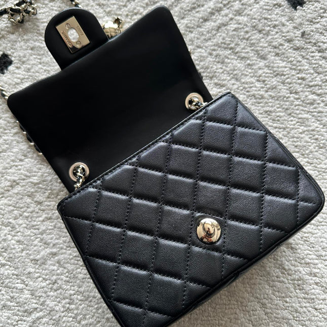 CHANEL 25S CLASSIC FLAP BAG MINI 18 IN BLACK LAMBSKIN WITH GOLD HARDWARE