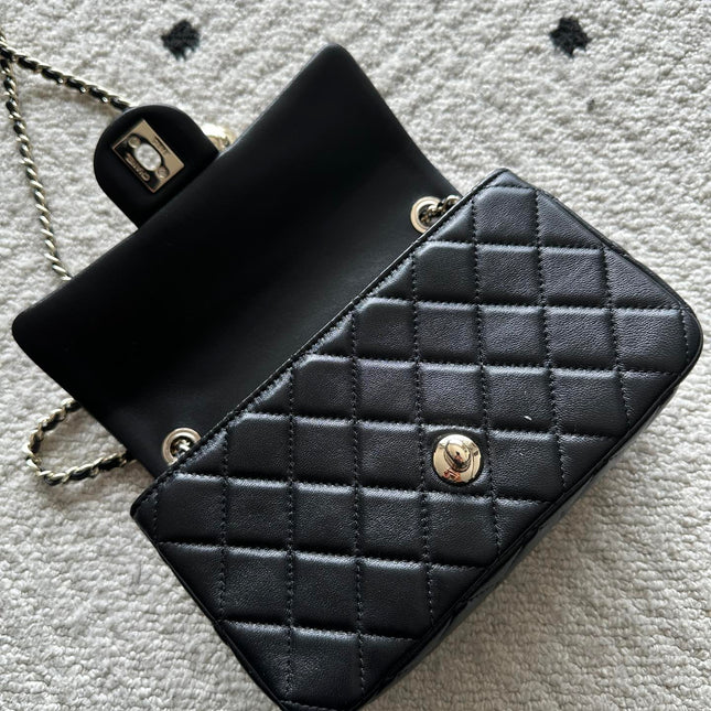 CHANEL 25S CLASSIC FLAP BAG MINI 20 IN BLACK LAMBSKIN WITH GOLD HARDWARE