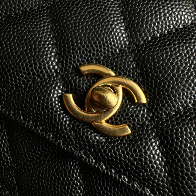 CHANEL 25S CLASSIC WALLET ON CHAIN 19 IN BLACK LAMBSKIN WITH GOLD HARDWARE