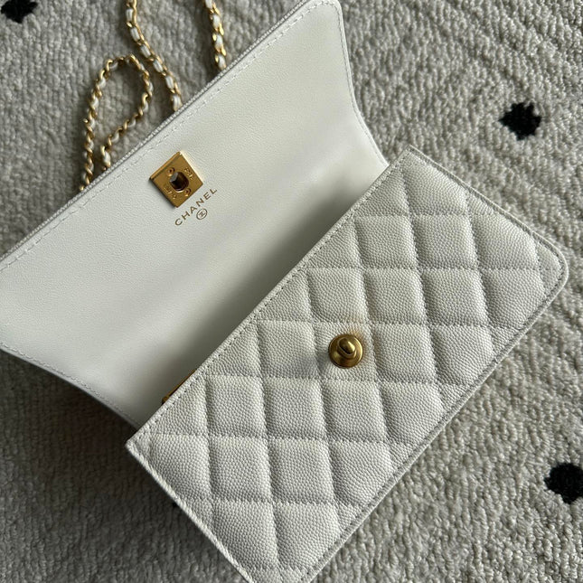 CHANEL 25S CLASSIC WALLET ON CHAIN 19 IN WHITE LAMBSKIN WITH GOLD HARDWARE