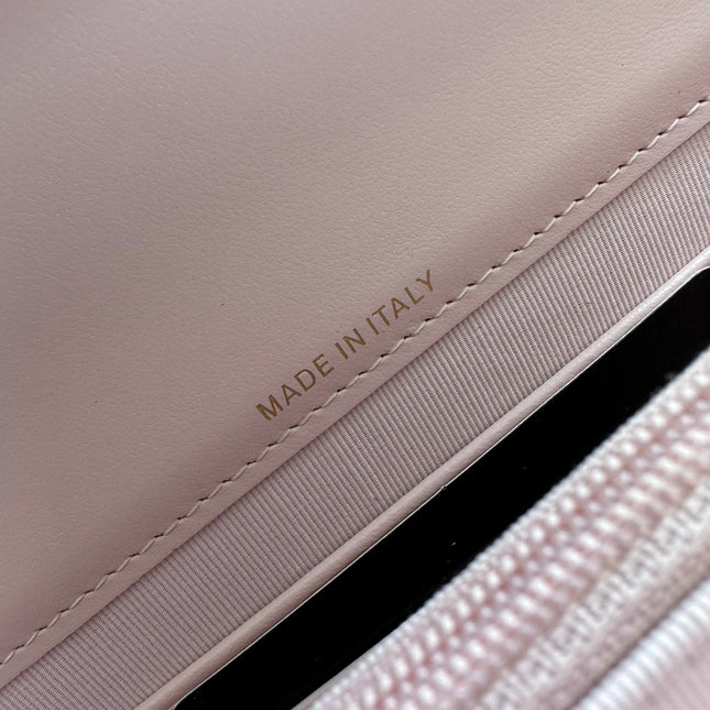 CHANEL 25S CLASSIC WALLET ON CHAIN 19 IN LIGHT PINK LAMBSKIN WITH GOLD HARDWARE