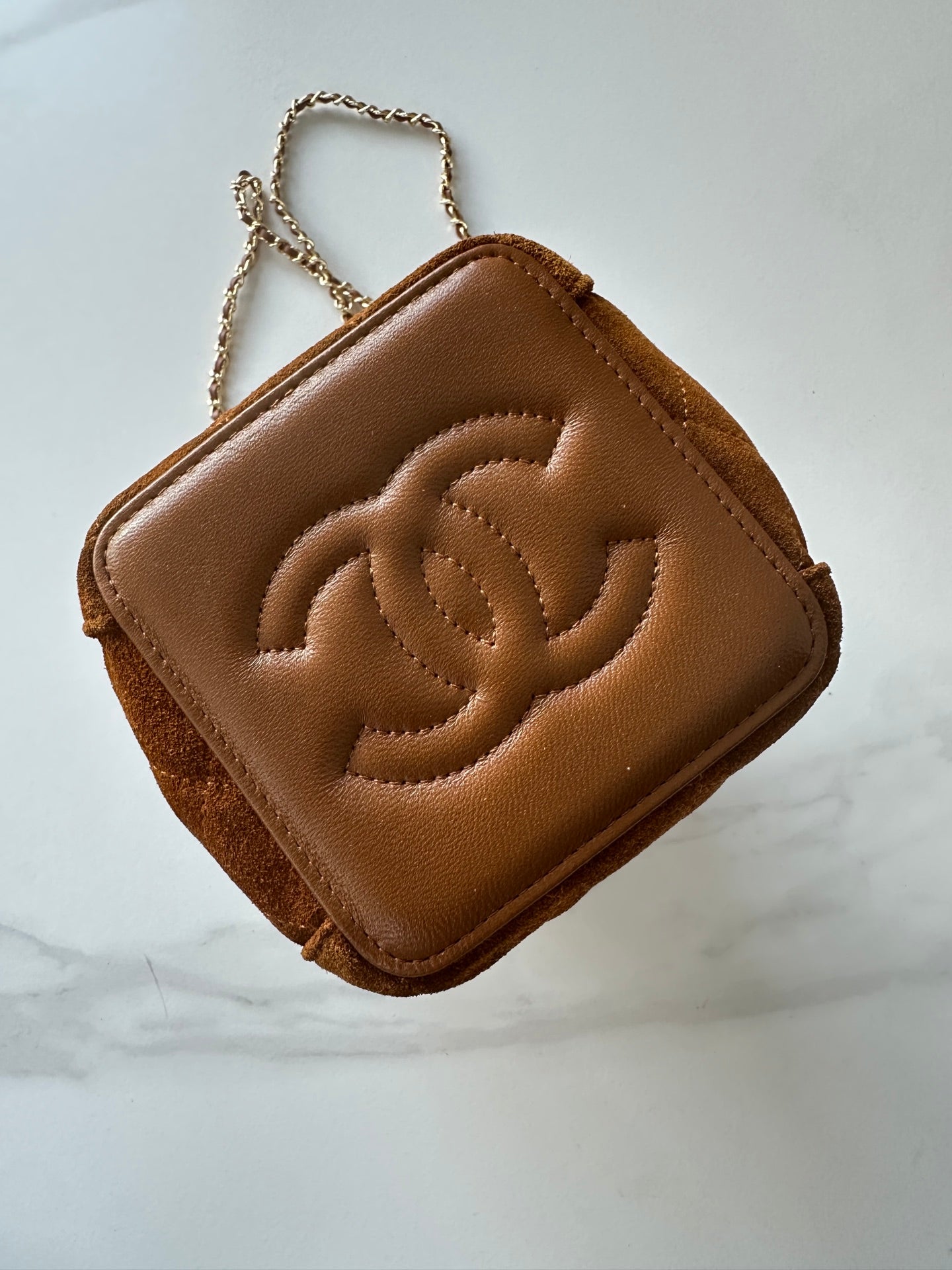 CHANEL 26S MINI BUCKET BAG 18 IN CARAMEL BROWN QUILTED SUEDE GOLD HARDWARE