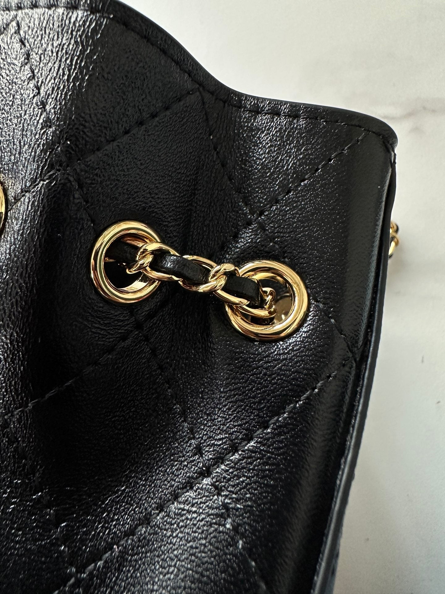 CHANEL 26S MINI BUCKET BAG 18 IN BLACK PATENT QUILTED CALFSKIN GOLD HARDWARE