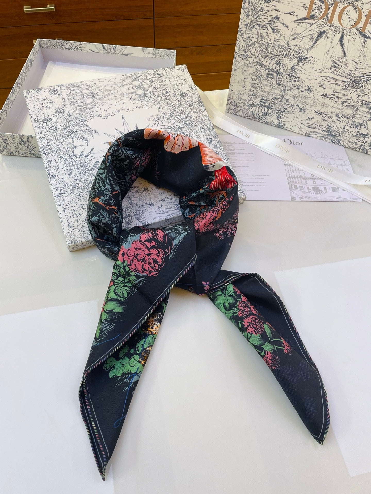 DIOR 26S SCARF 90CM IN SILK 318395