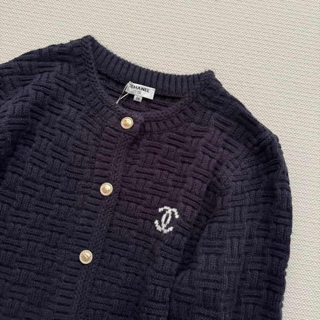CHANEL 25S KNITTED SWEATER 630