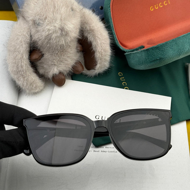 BUTTERFLY FRAME SUNGLASSES G550 IN ACETATE