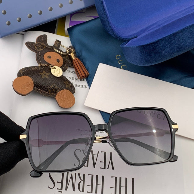 OVERSIZED SQUARE FRAME SUNGLASSES G1307 IN ACETATE AND METAL