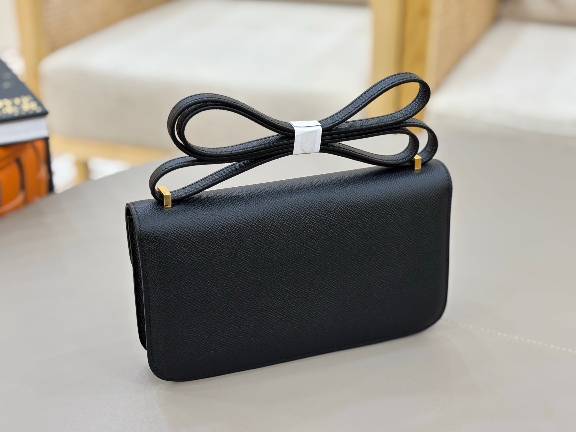 HM 25S CONSTANCE ELAN 24 CM IN BLACK EPSOM WITH GOLD HARDWARE