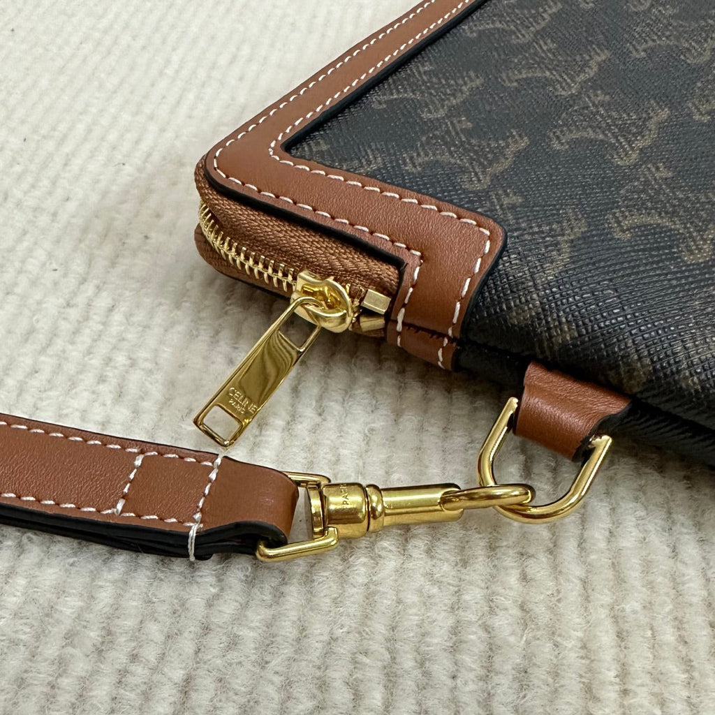SMALL POUCH 25 IN BLACK TRIOMPHE CANVAS AND BROWN CALFSKIN WITH CELINE PRINT