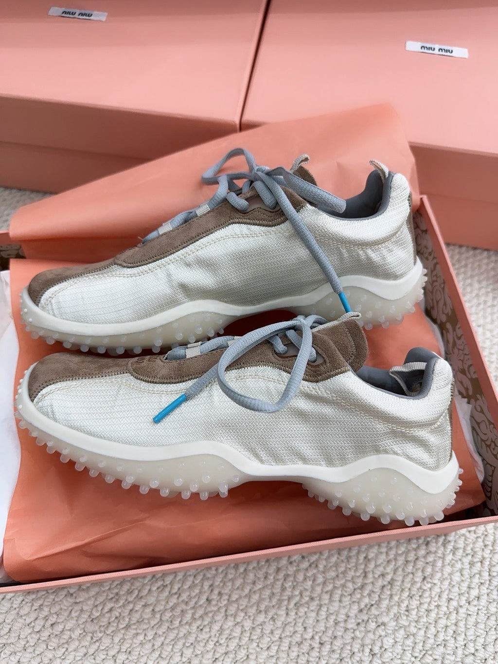 MIUMIU 26S SNEAKER IN BROWN SUEDE AND WHITE FABRIC STYLE 4