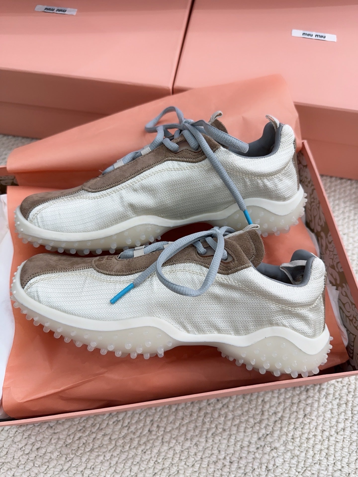 MIUMIU 26S SNEAKER IN BROWN SUEDE AND WHITE FABRIC STYLE 4