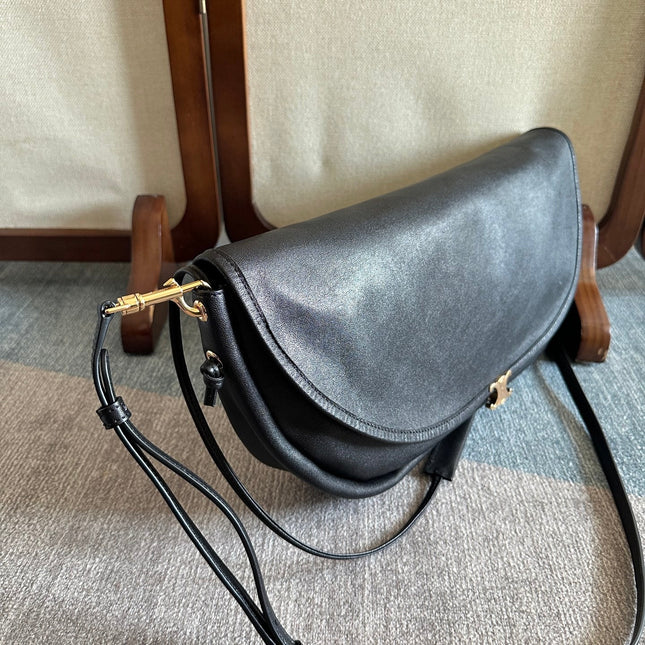 CELINE 25S HALFMOON SOFT TRIOMPHE BAG 46MM IN BLACK SUPPLE SHINY LAMBSKIN