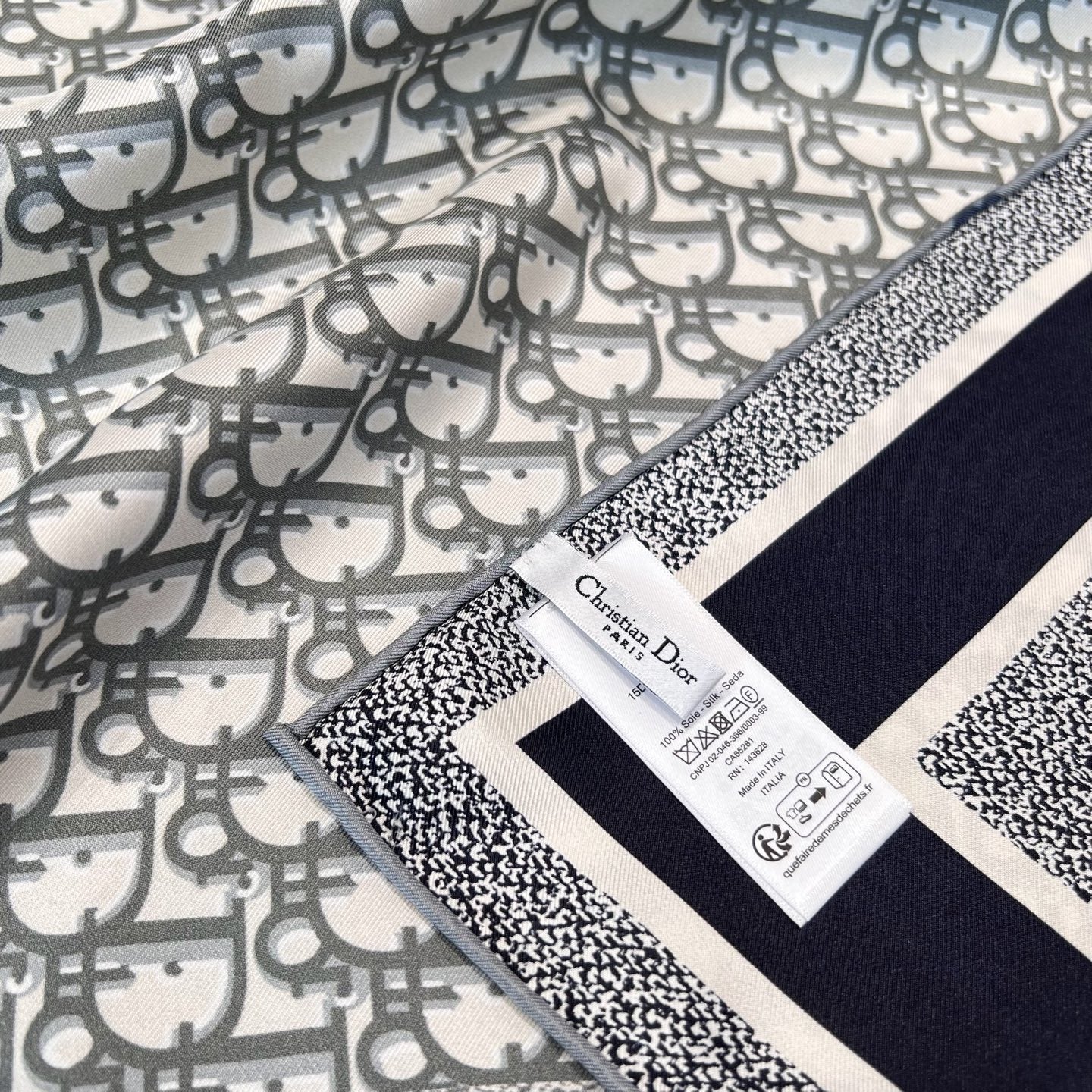DIOR 26S SCARF 90CM IN SILK 167896