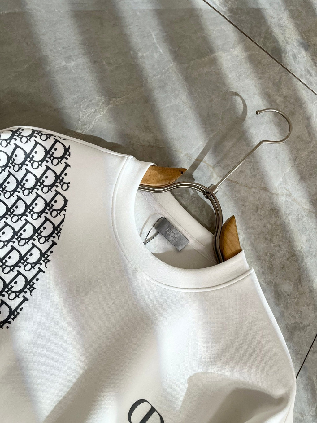 DIOR OBLIQUE CREWNECK SWEATSHIRTS IN WHITE AND BLACK