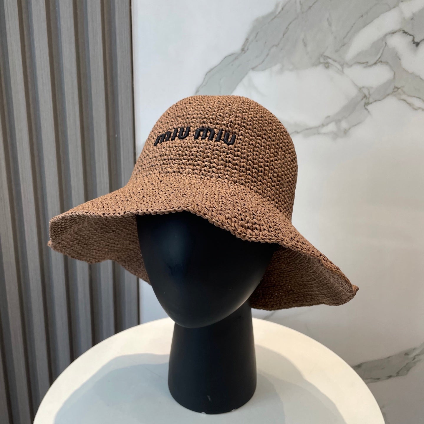 MIUMIU 26S WOVEN BUCKET HAT 339648