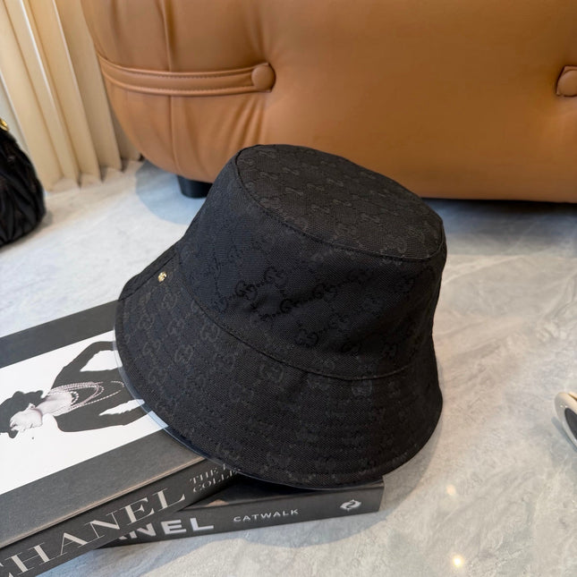 GUCCI 26S REVERSIBLE BUCKET HAT STYLE 2
