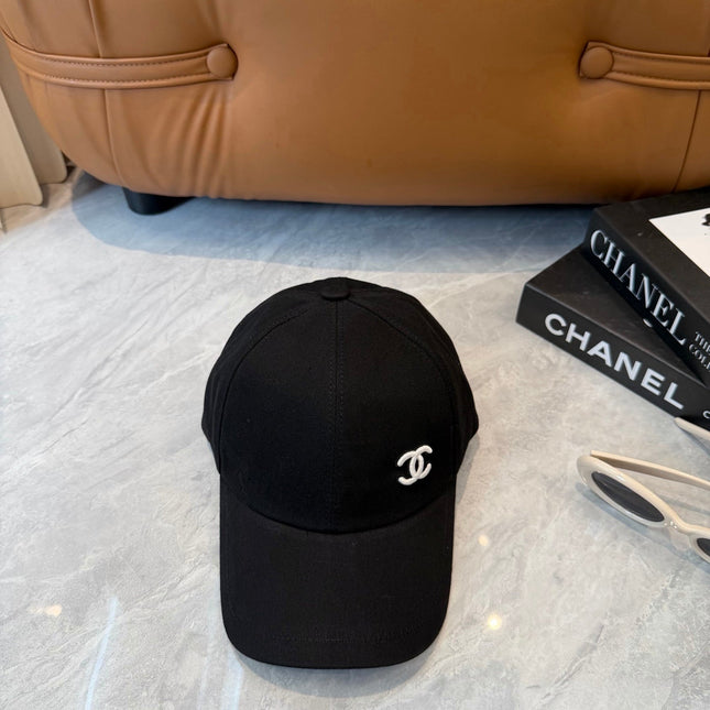 CELINE 26S BASEBALL CAP STYLE 209