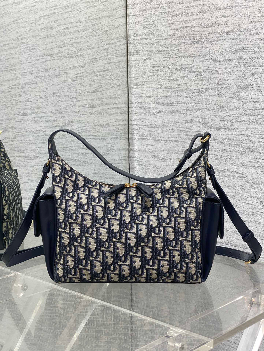 DIOR 25S MEDIUM D-DREAM BAG 24 IN BLUE DIOR OBLIQUE JACQUARD AND SMOOTH CALFSKIN