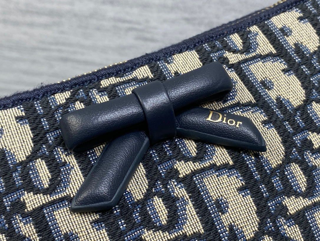 DIOR 26S PROMENADE BAG 22 IN NAVY BLUE AND BEIGE OBLIQUE JACQUARD
