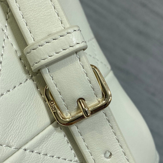 DIOR 26S TRIANON BAG 18 IN WHITE LAMBSKIN