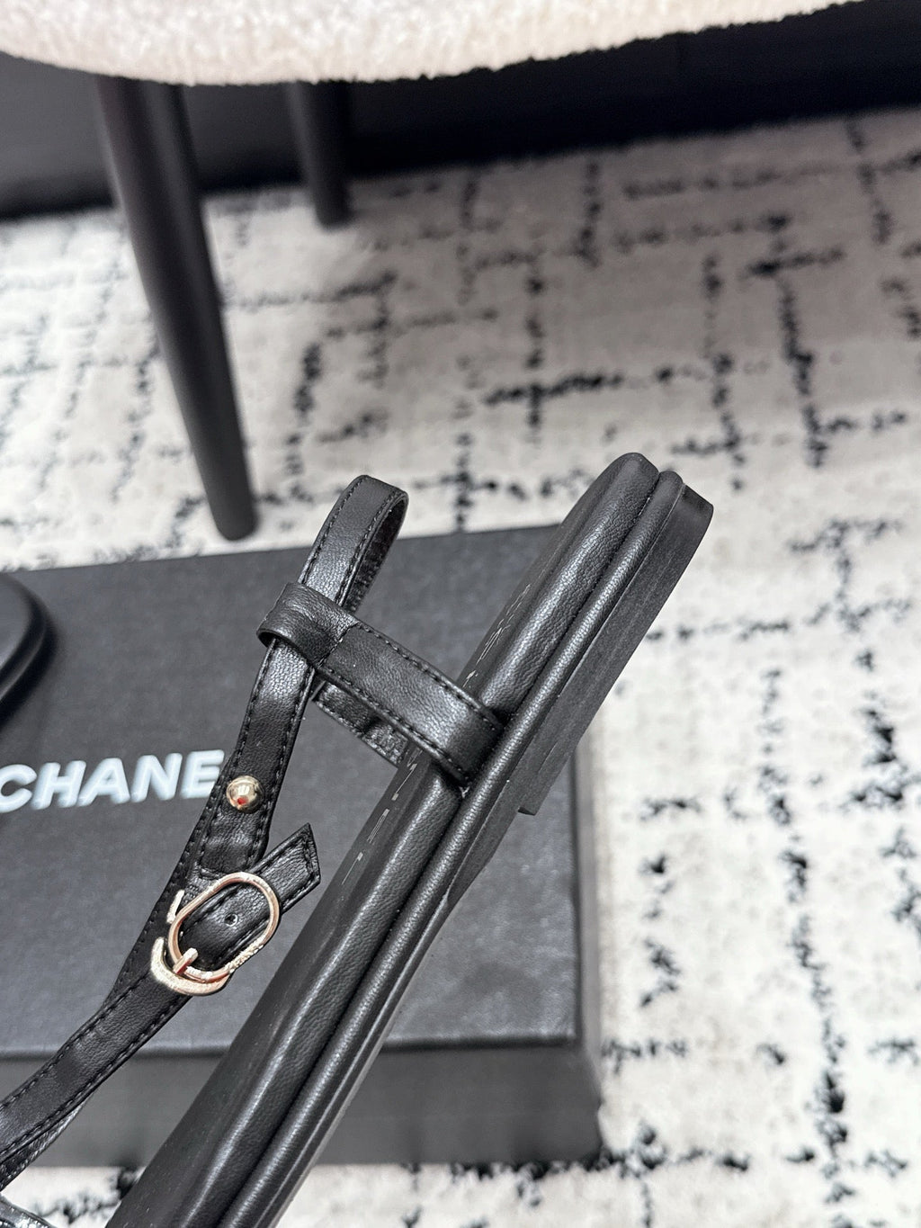 CHANEL 26S THONG SANDALS IN BLACK CALFSKIN WITH GOLD HARDWARE
