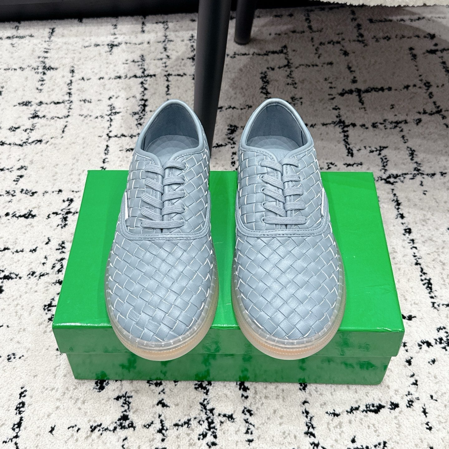 BOTTEGA VENETA 26S SNEAKERS IN LIGHT BLUE GREY WOVEN LAMBSKIN
