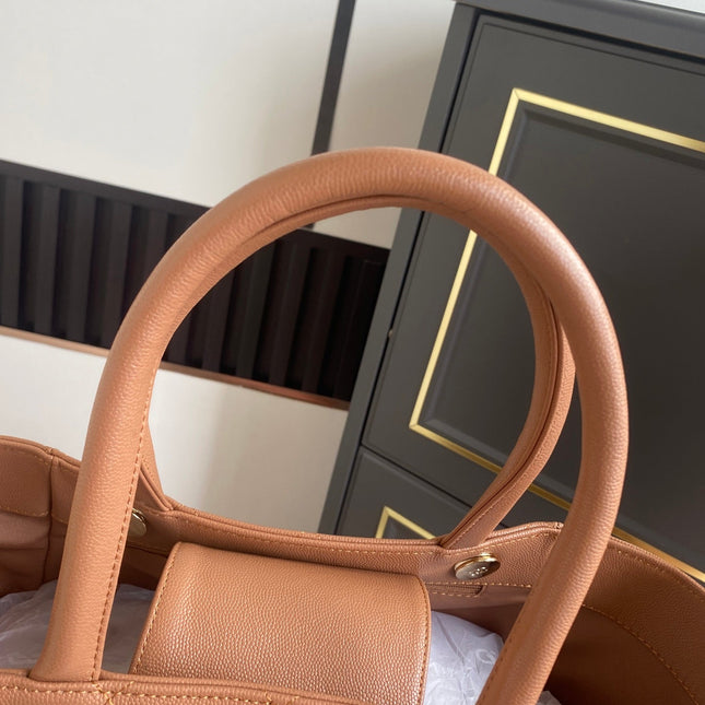 CHANEL 26S QUILTED LARGE SHOPPING TOTE 39 IN CARAMEL BROWN CAVIAR CALFSKIN GOLD HARDWARE