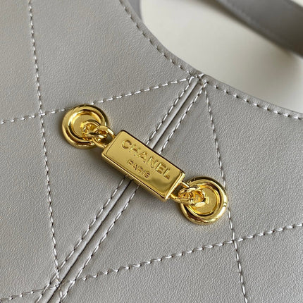 CHANEL 26S QUILTED HOBO BAG 27 IN LIGHT GREY CALFSKIN GOLD HARDWARE