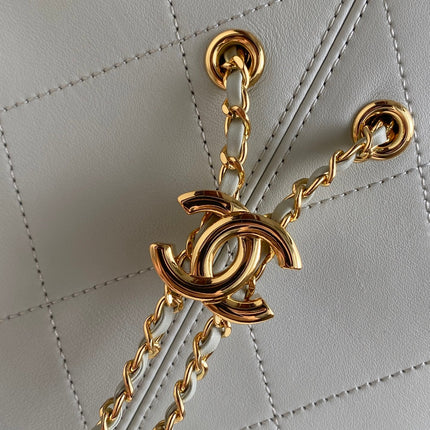 CHANEL 26S QUILTED HOBO LARGE BAG 35 IN PALE BLUE CALFSKIN GOLD HARDWARE