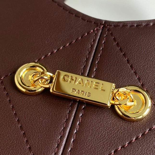 CHANEL 26S QUILTED HOBO BAG 27 IN BURGUNDY RED CALFSKIN GOLD HARDWARE