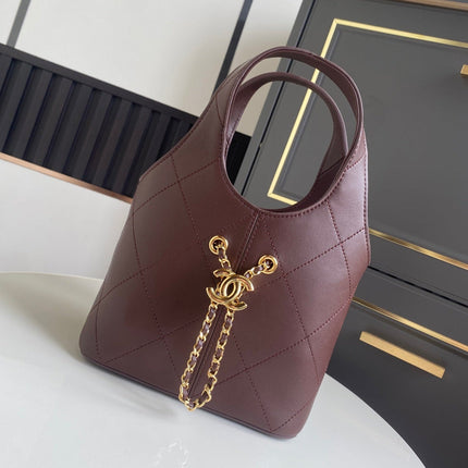 CHANEL 26S QUILTED HOBO BAG 27 IN BURGUNDY RED CALFSKIN GOLD HARDWARE