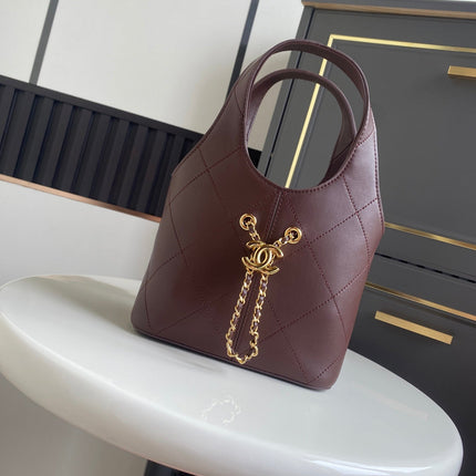 CHANEL 26S QUILTED HOBO BAG 27 IN BURGUNDY RED CALFSKIN GOLD HARDWARE