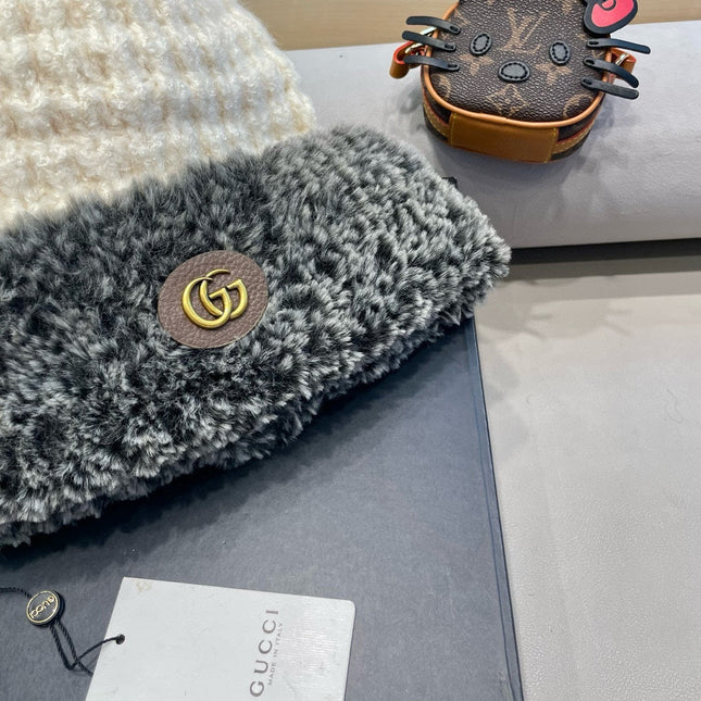 BEANIE HAT IN WHITE WOOL AND FLEECE 399546