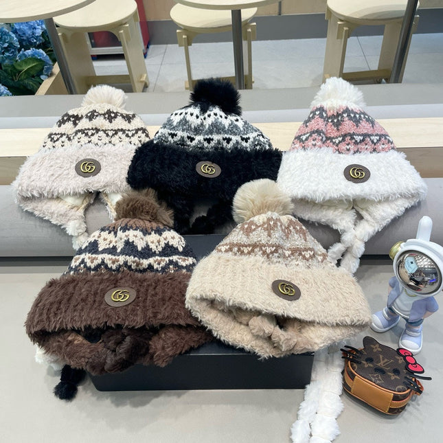 BEANIE HAT IN COLORFUL WOOL 400958