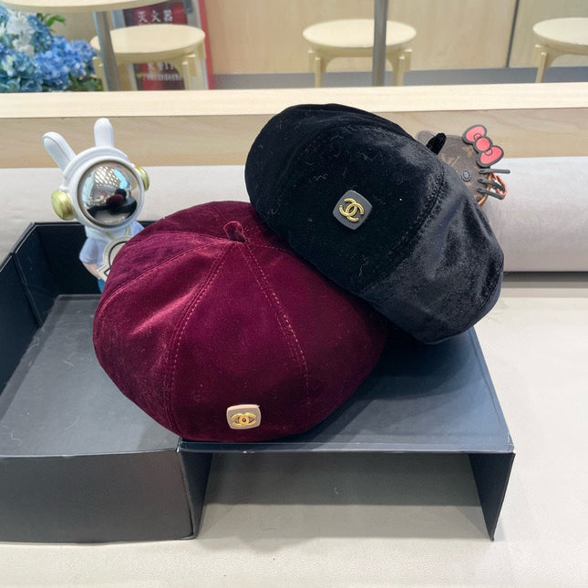 BERET HAT IN BLACK VELVET 413324