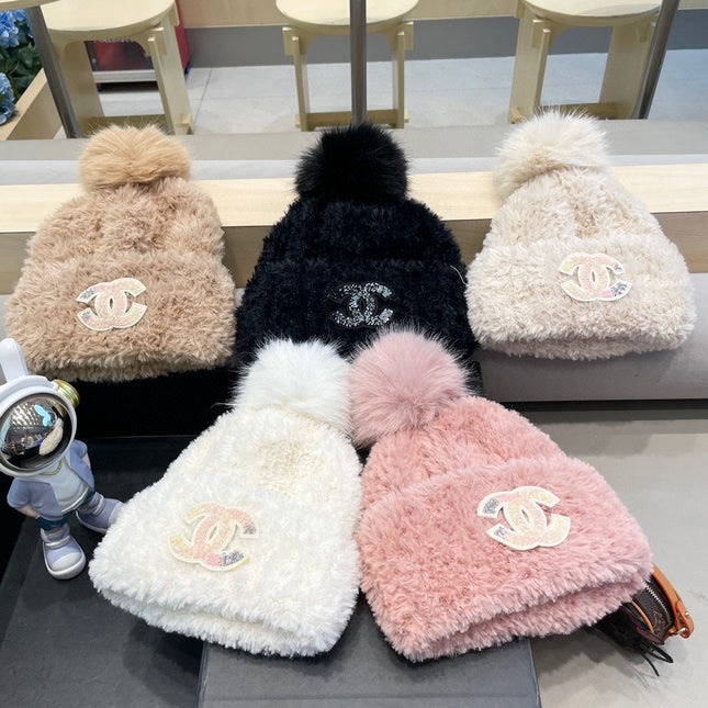 BEANIE HAT IN CAMEL BEIGE SOLF FLEECE 419713
