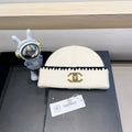 KNIT HAT IN WHITE WOOL 424302