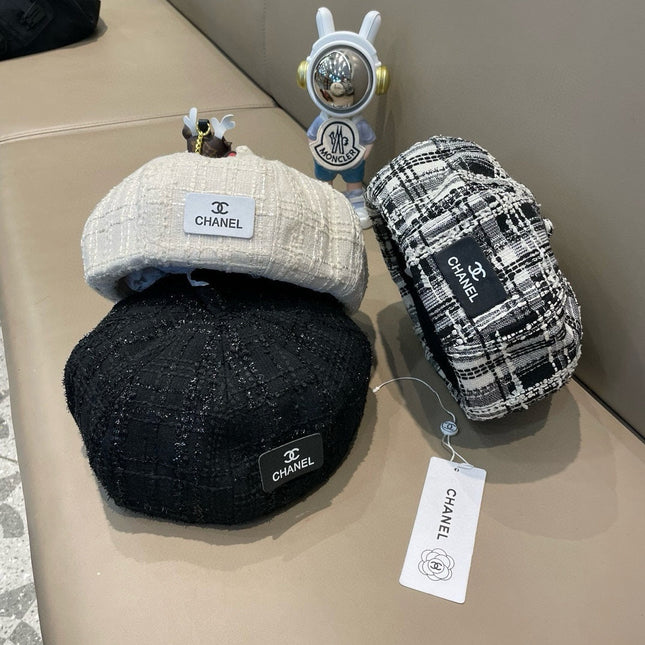 BERET HAT IN BLACK MIX WHITE WOOL TWEED 422552