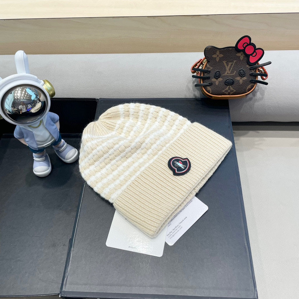 BEANIE HAT IN STELL BISQUE BEIGE MIX WHITE CASHMERE 436731