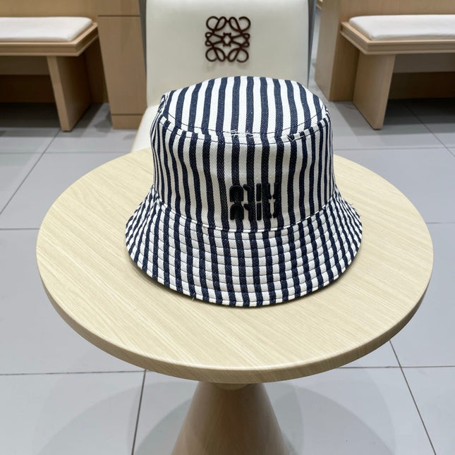 MIUMIU REVERSIBLE BUCKET HAT STYLE 79