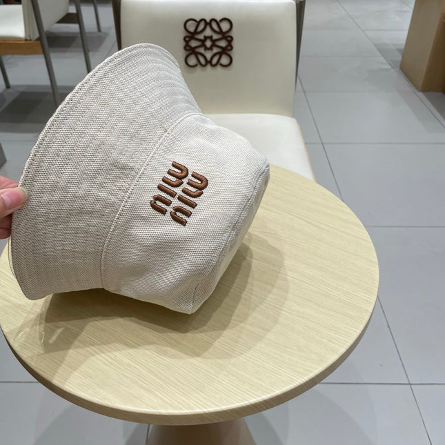 MIUMIU REVERSIBLE BUCKET HAT STYLE 81