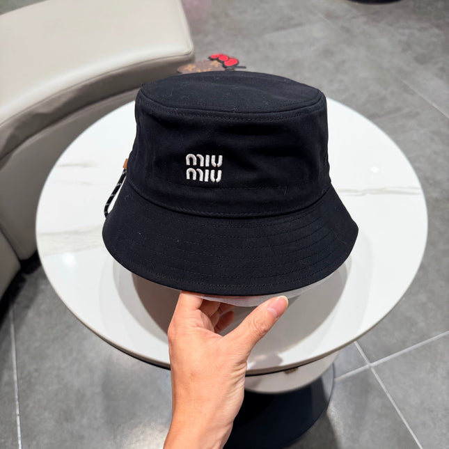 MIUMIU BUCKET HAT STYLE 82
