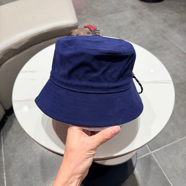 MIUMIU BUCKET HAT STYLE 83
