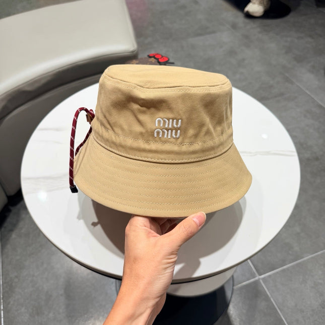 MIUMIU BUCKET HAT STYLE 85